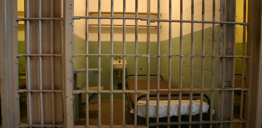 Police Cell / Emergency Vehicle Cleaning